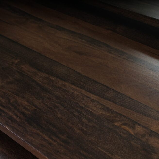 rustin-vintage-wood-top-closeup